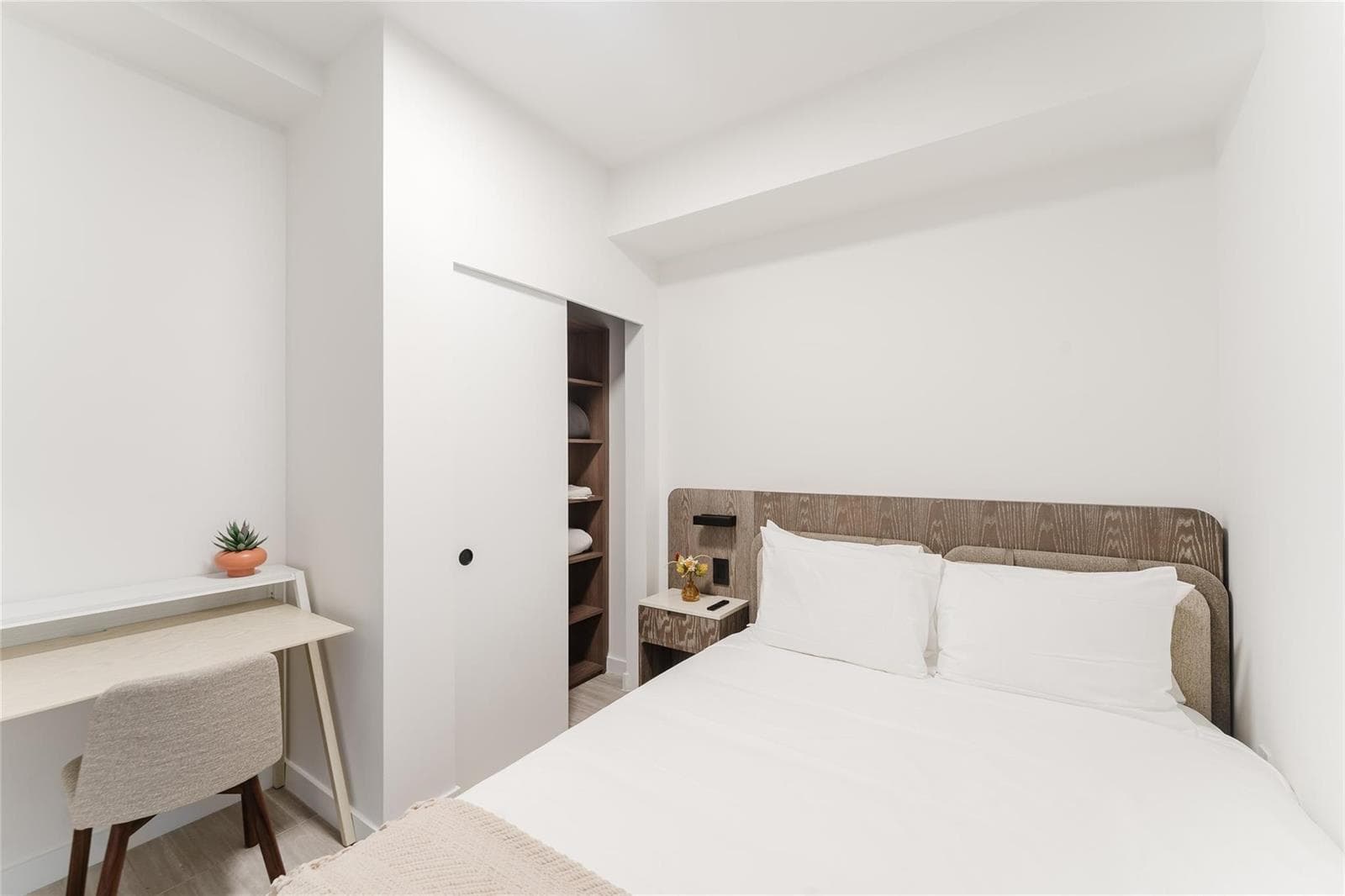 580 72nd Street 1413 photo 13