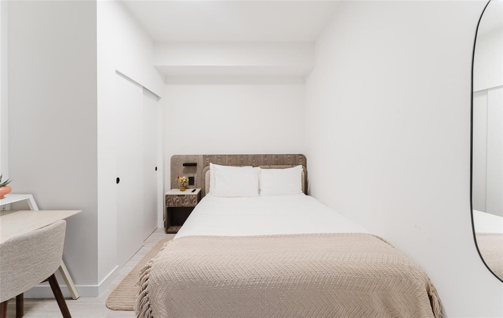 580 72nd Street 1413 photo 17