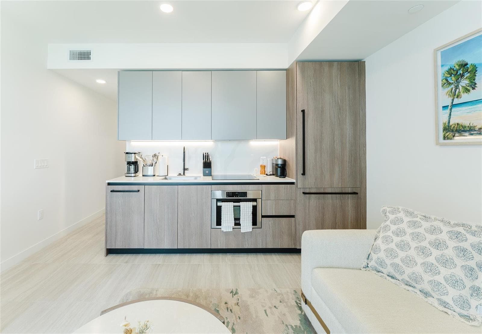 580 72nd Street 1413 photo 10