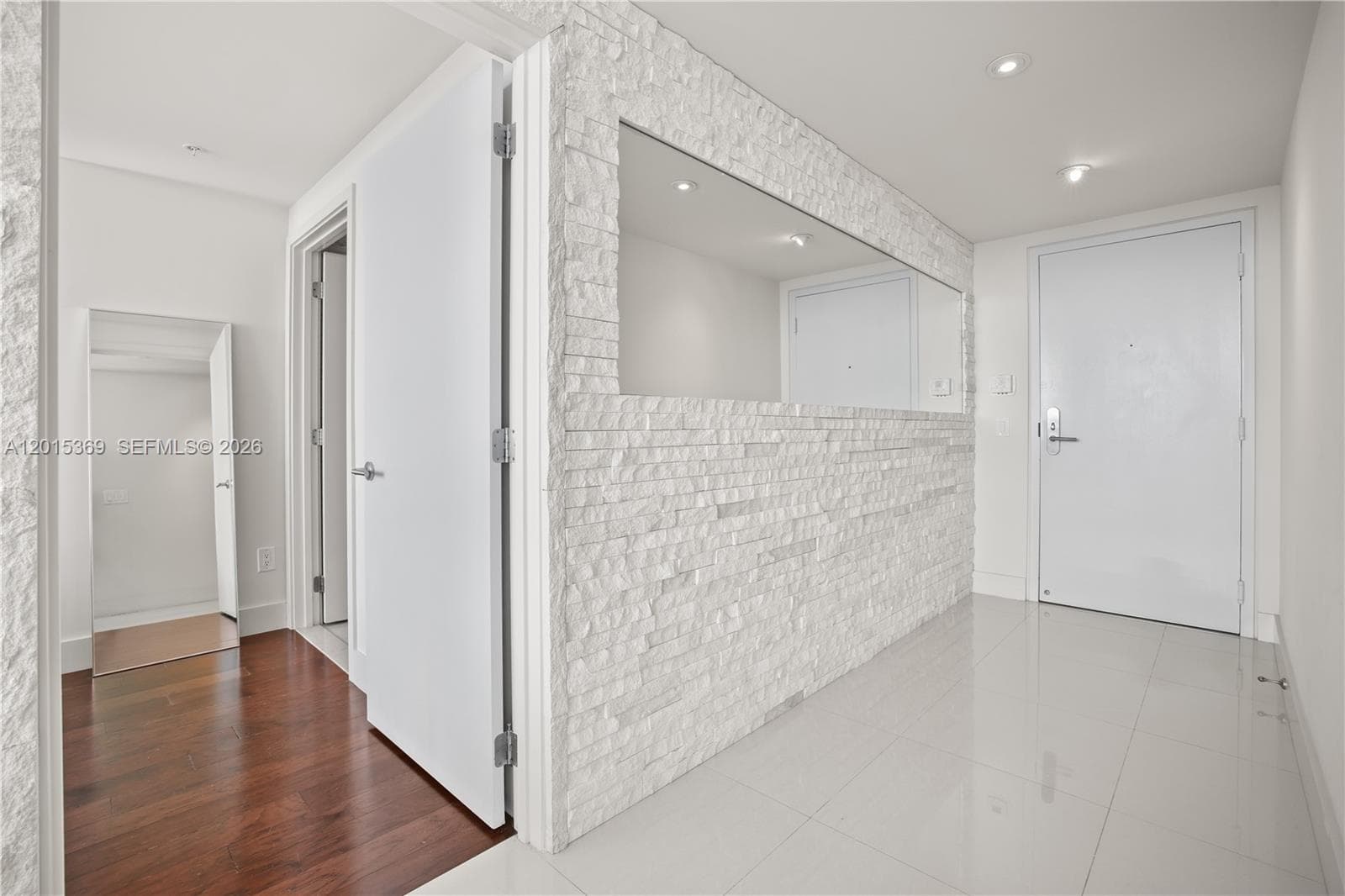 6899 Collins Ave 1610 photo 20