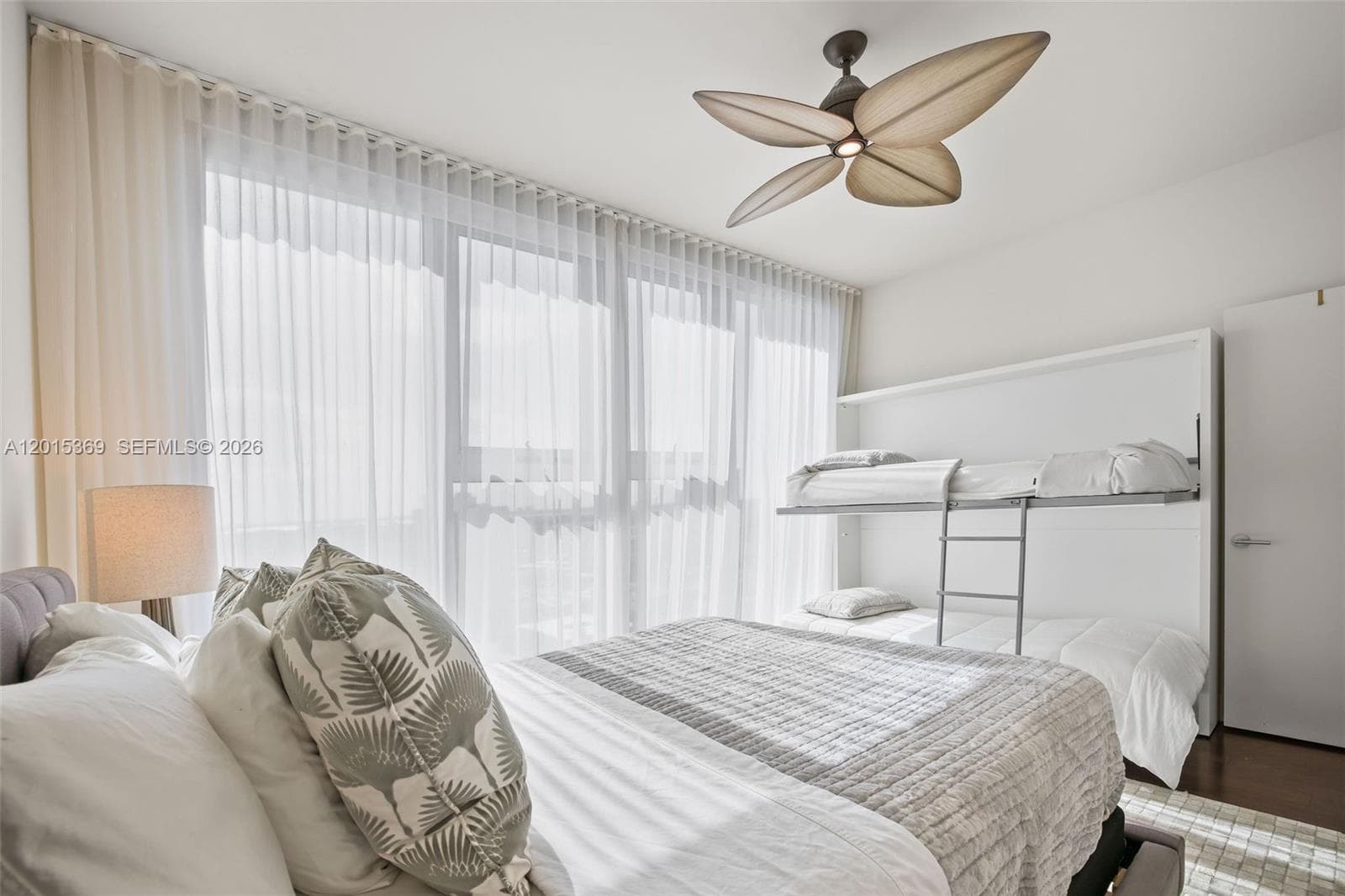 6899 Collins Ave 1610 photo 18