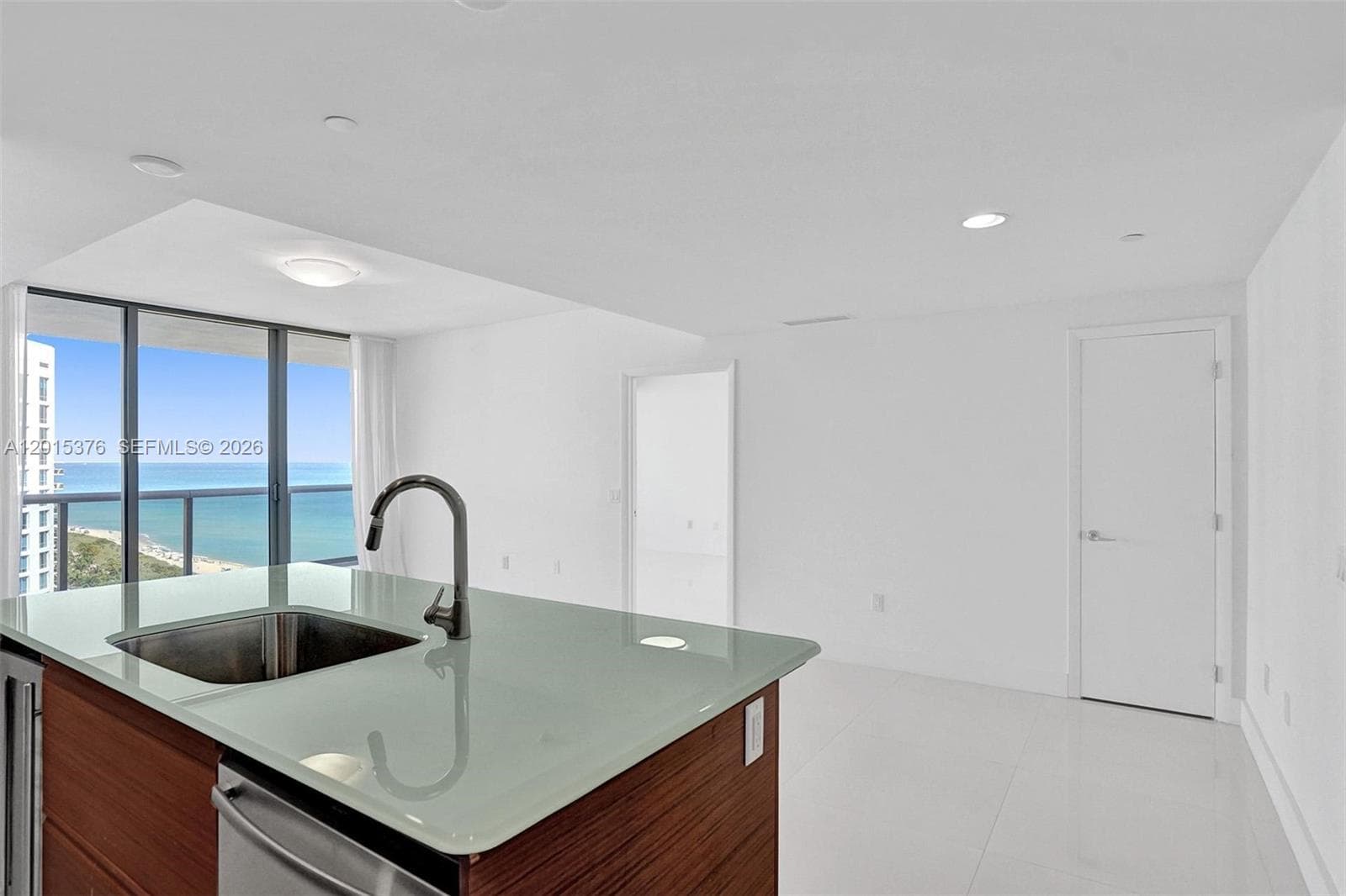 5875 Collins Ave 1803 photo 19