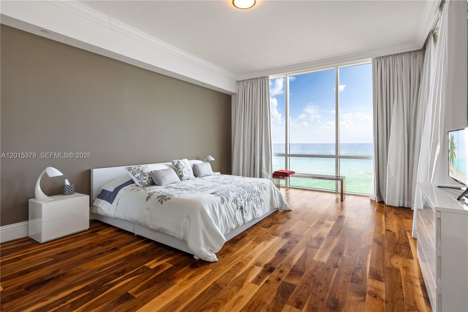 16047 Collins Ave 704 photo 16