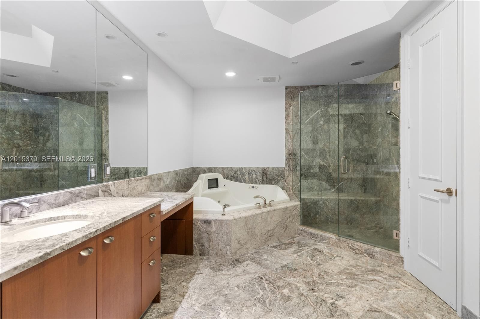 16047 Collins Ave 704 photo 18