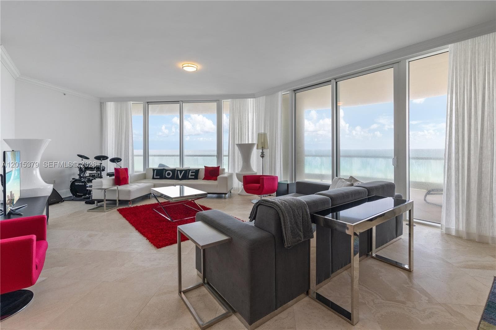 16047 Collins Ave 704 photo 4