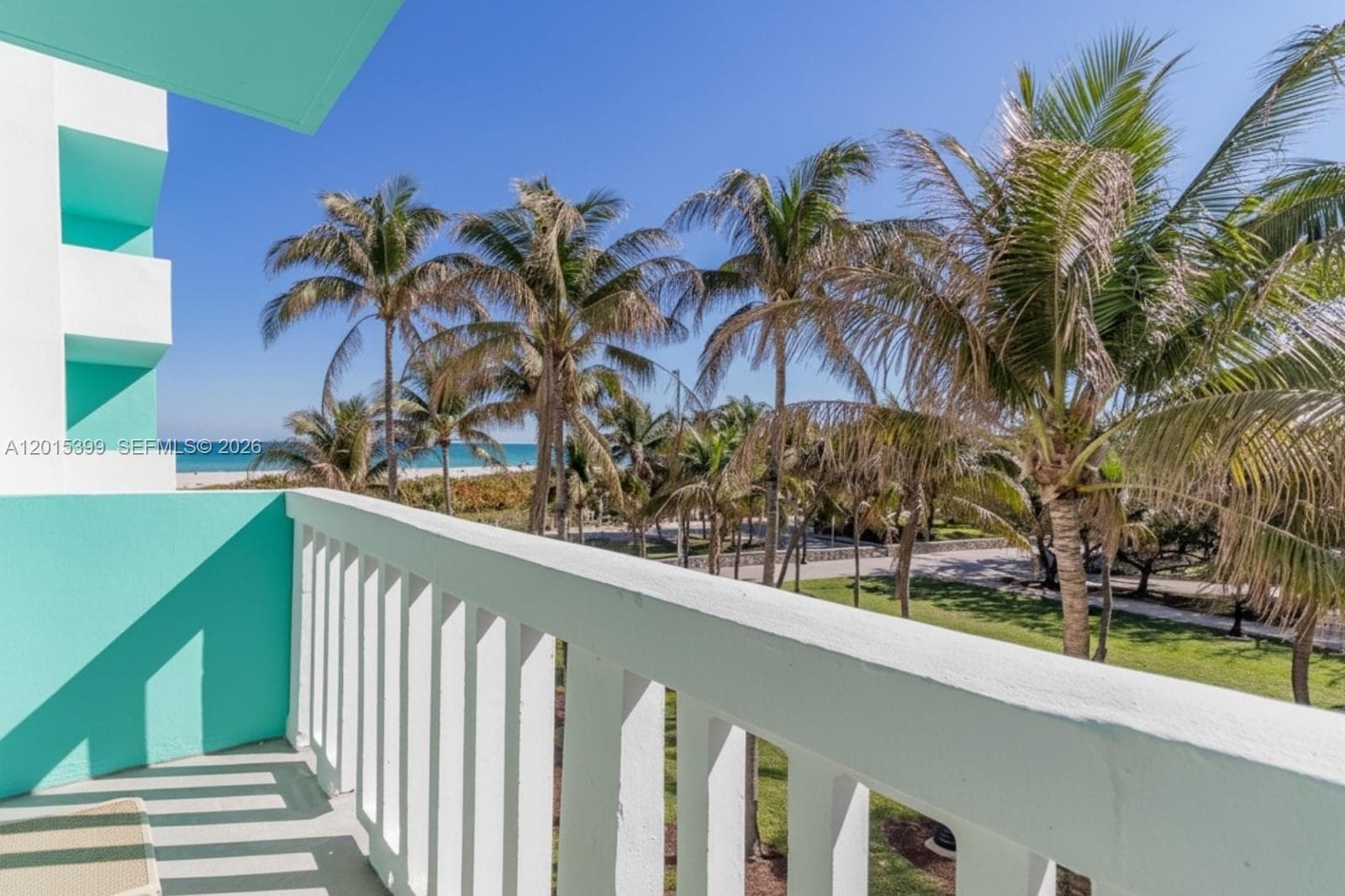 301 Ocean Dr 306 photo 3