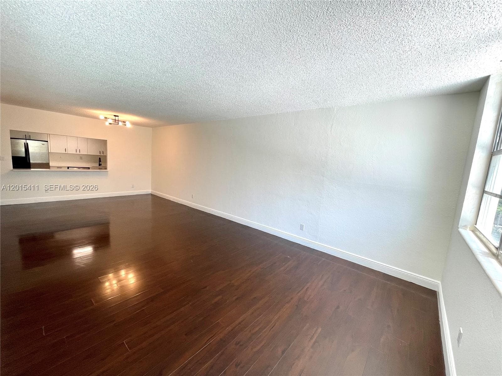 19390 Collins Ave 316 photo 9