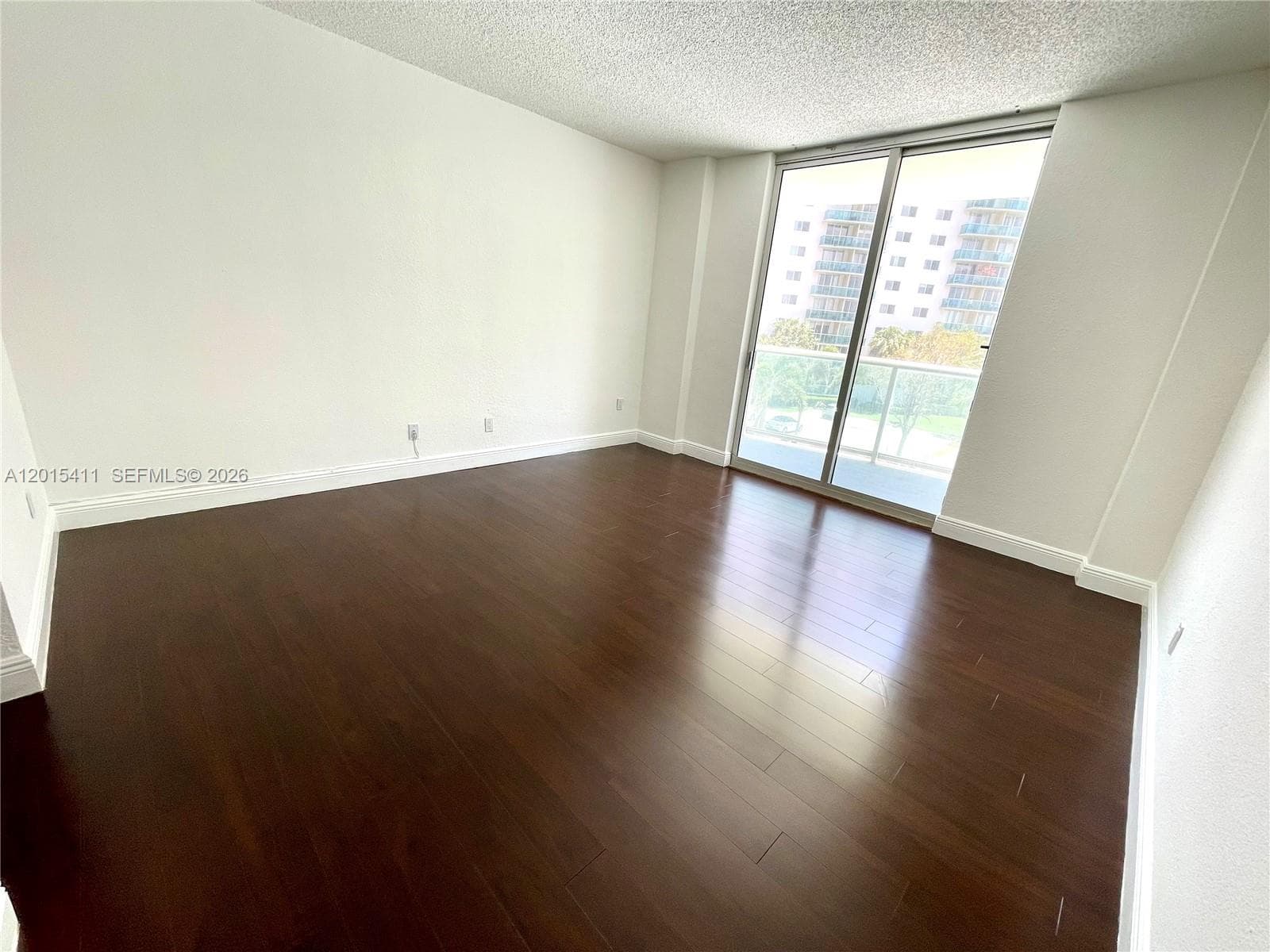 19390 Collins Ave 316 photo 24