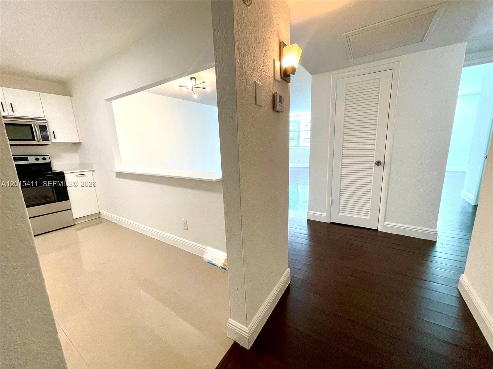 19390 Collins Ave 316 photo 19