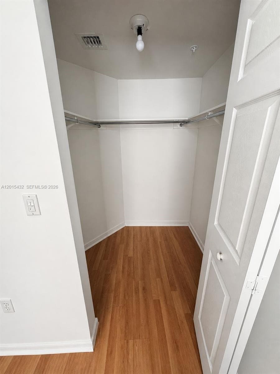 17150 Bay Rd 2620 photo 23