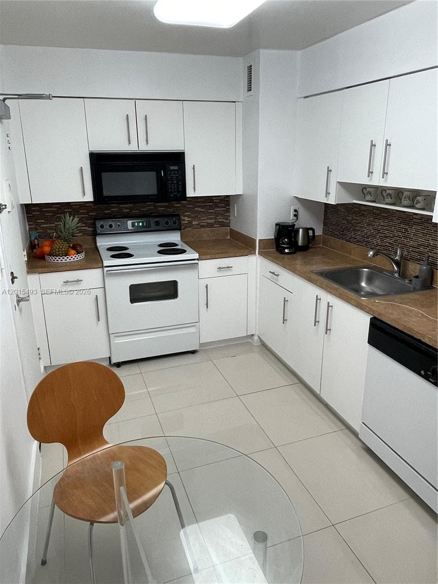 9195 Collins Ave 1012 photo 9