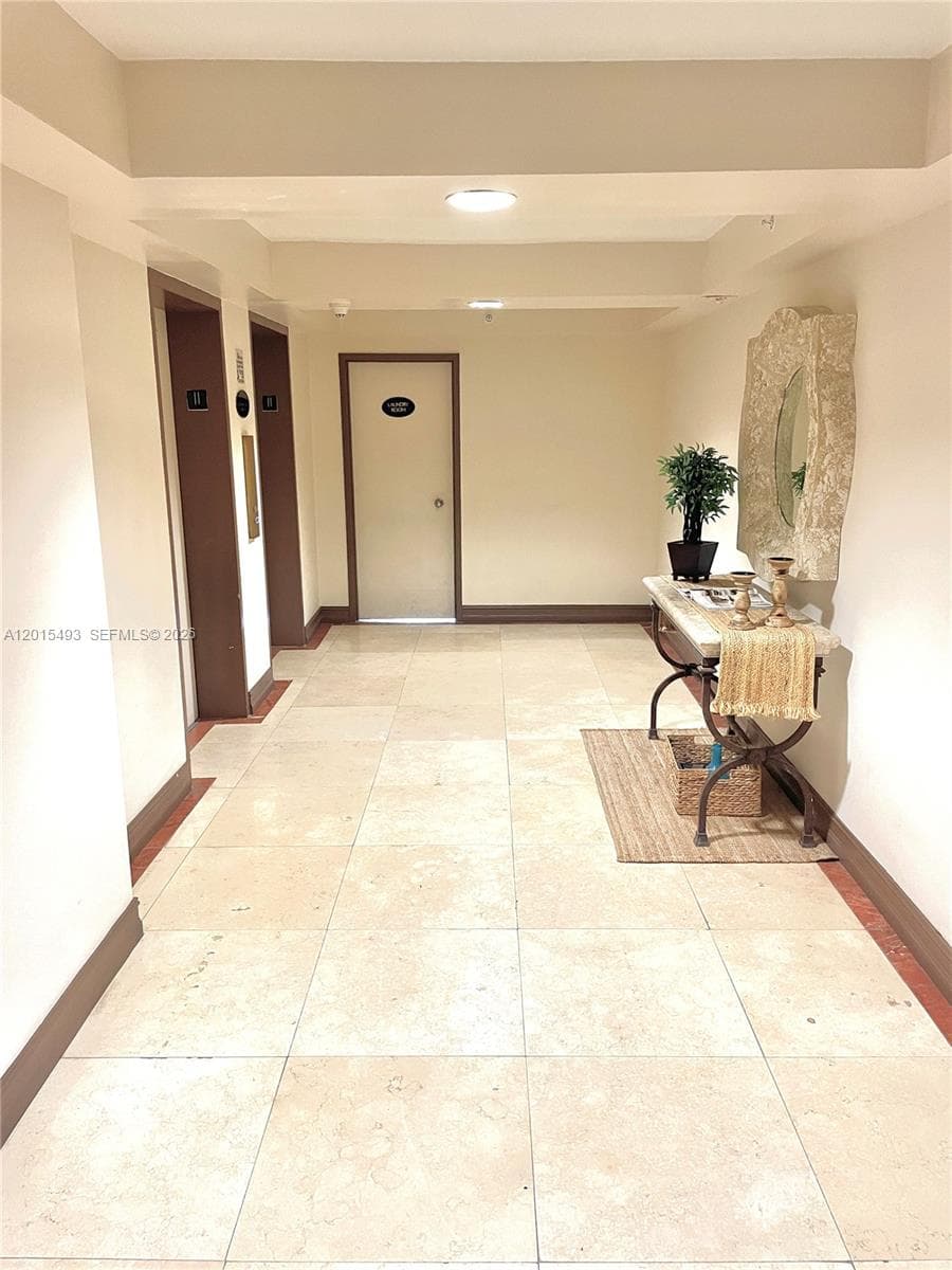 9195 Collins Ave 1012 photo 14