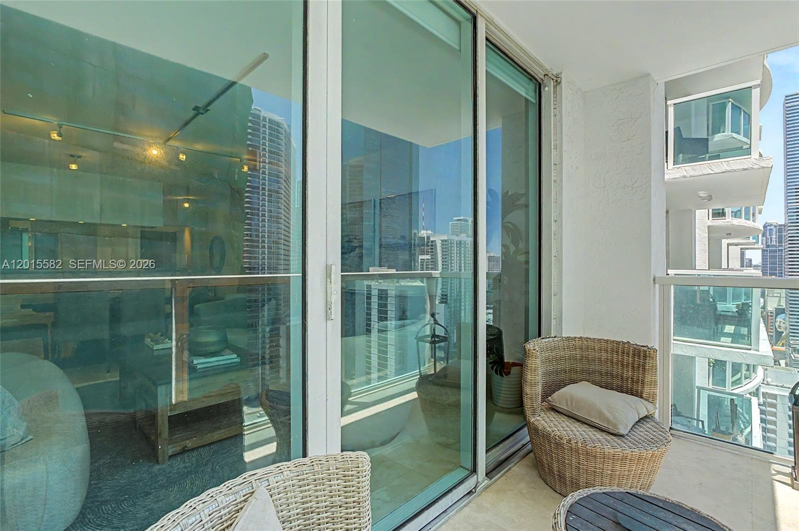 31 SE 5th St 3010 photo 25