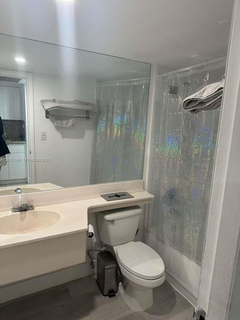 19201 Collins Ave 841 photo 5