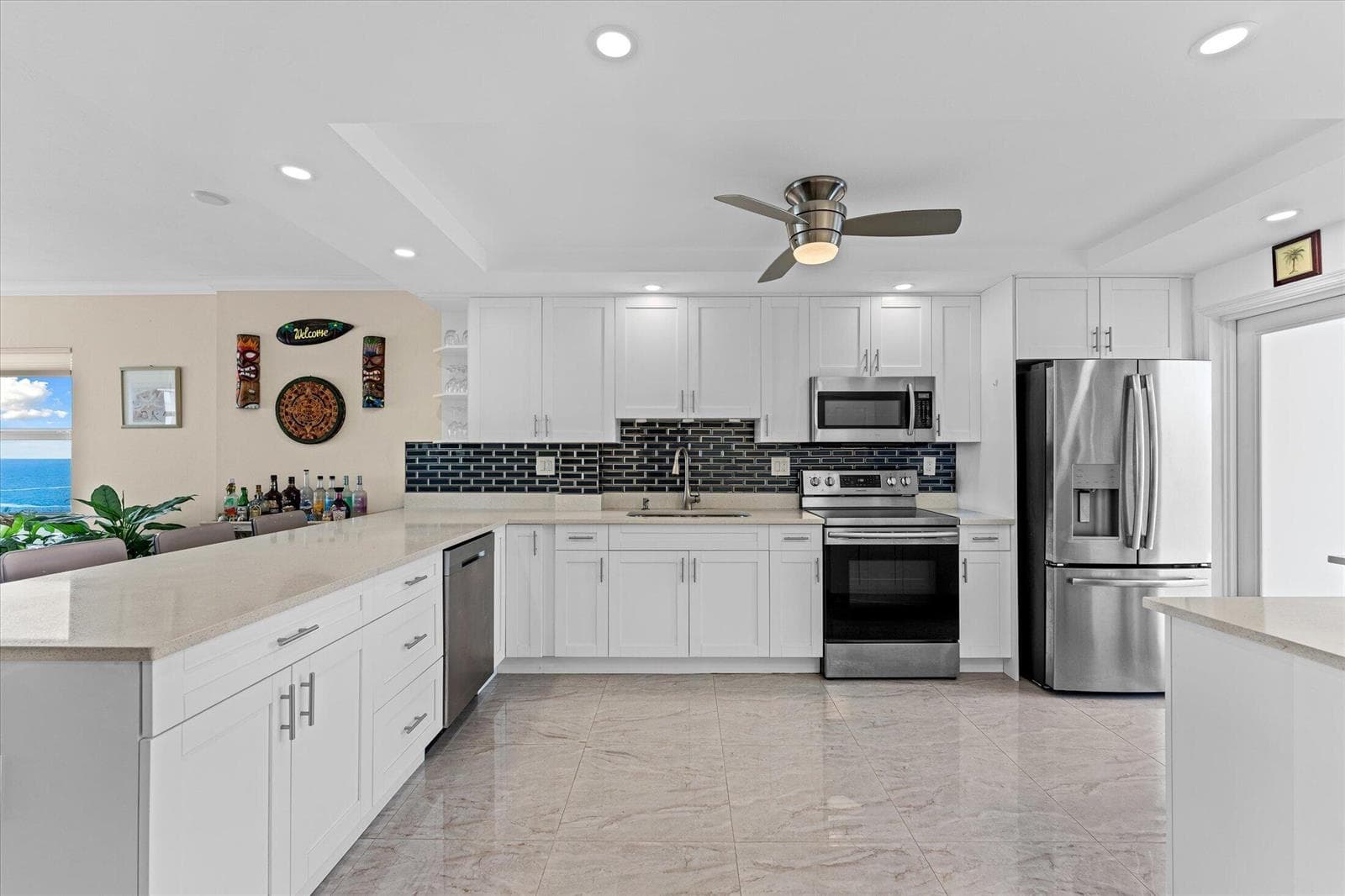 750 N Ocean Boulevard 710 photo 5