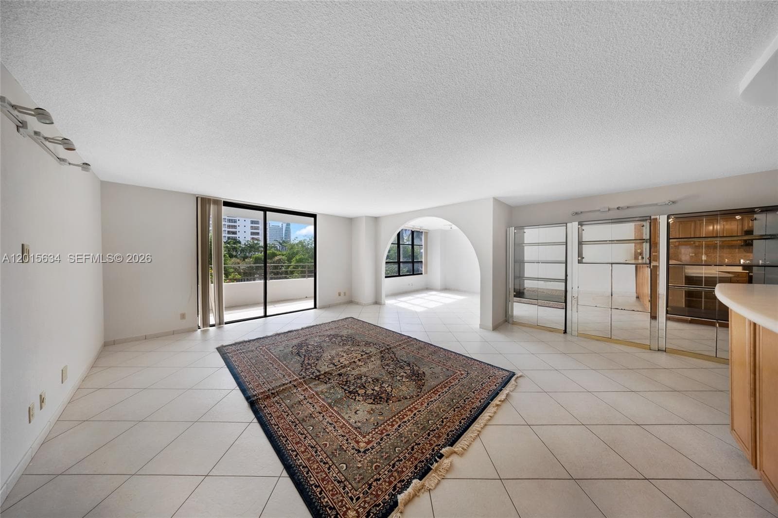 600 Three Islands Blvd 212 photo 2