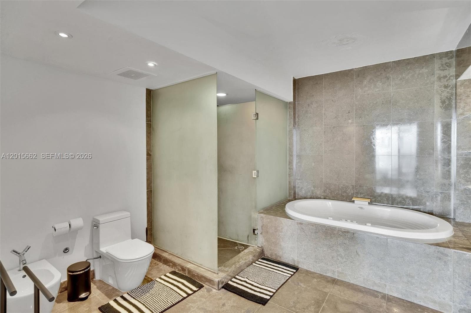 450 Alton Rd 2604 photo 16
