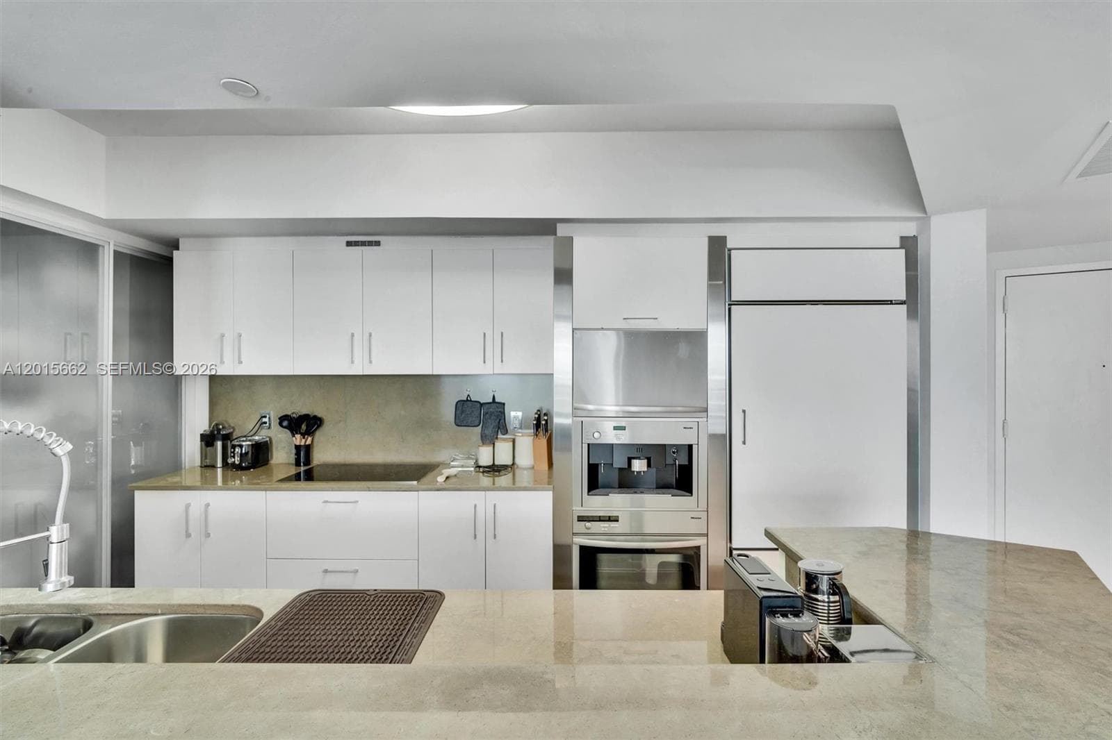 450 Alton Rd 2604 photo 9