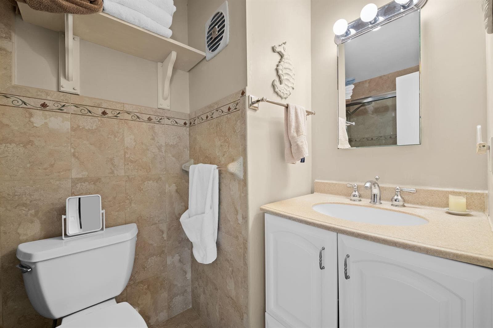 2825 NE 33rd 201 photo 14