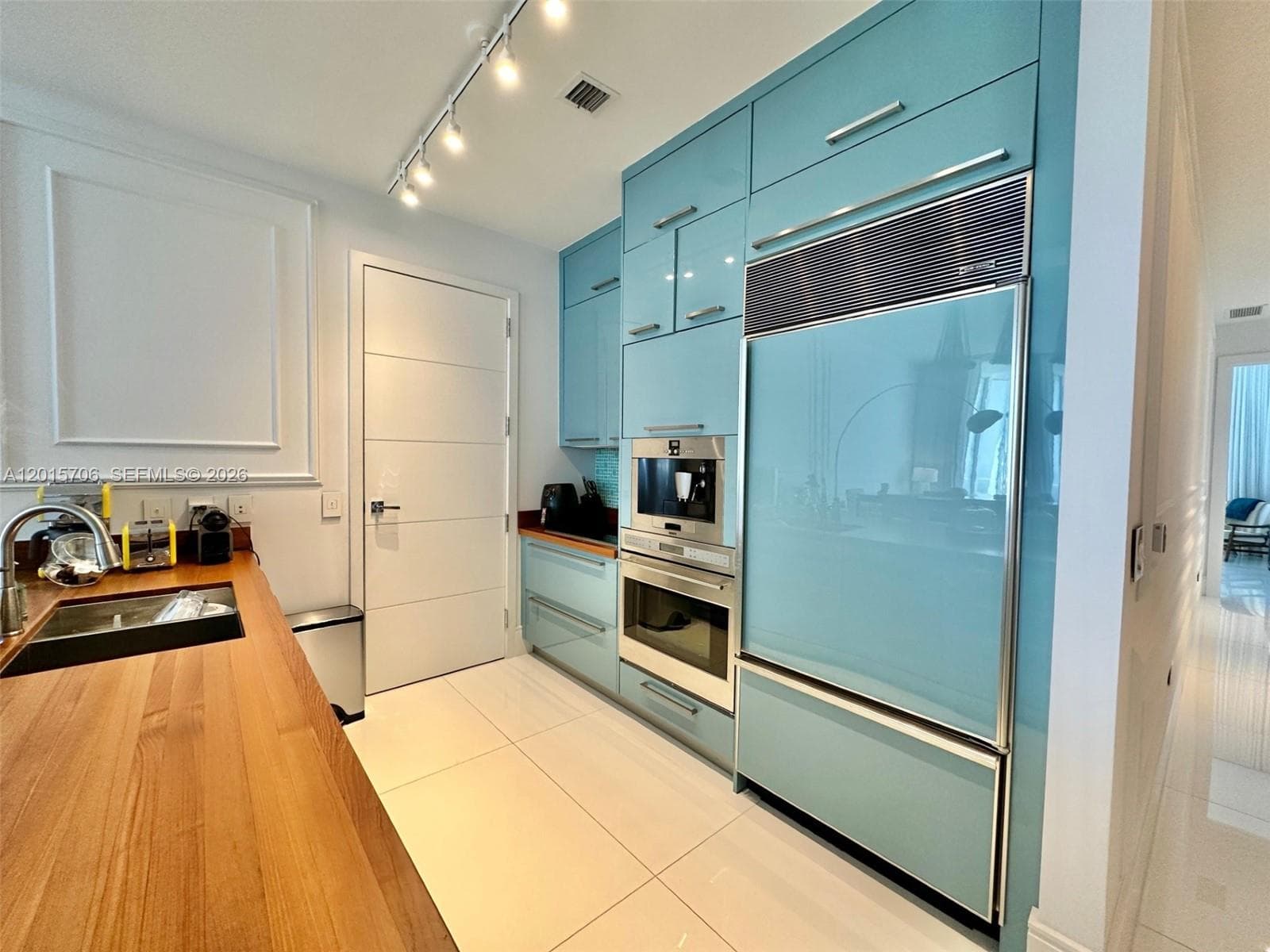 15811 Collins Ave 3302 photo 5