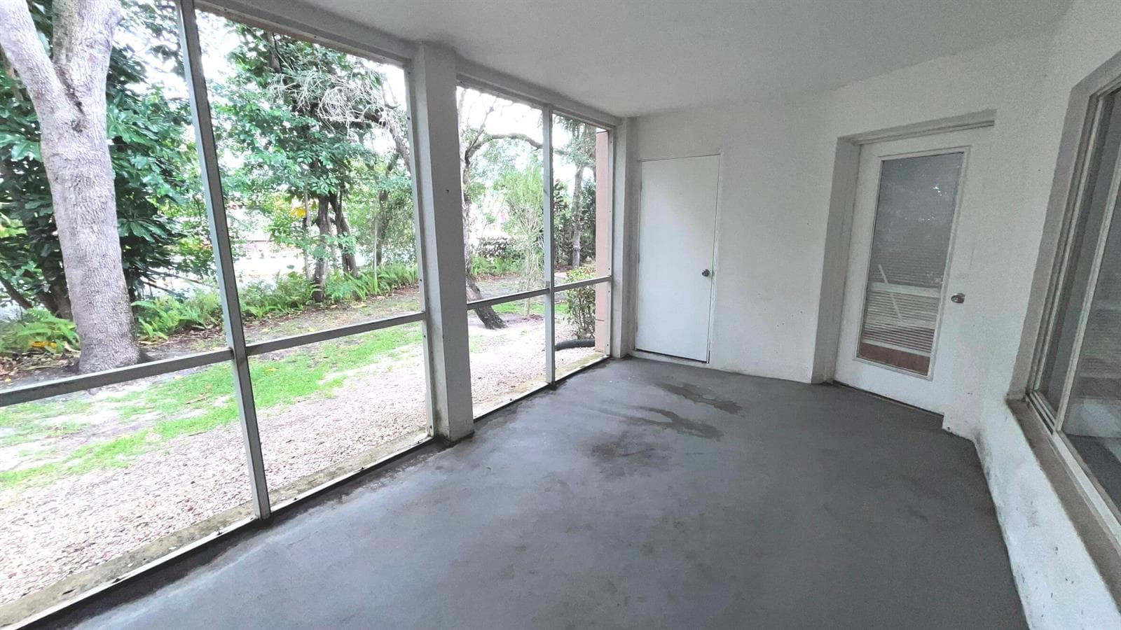 815 W Boynton Beach Boulevard 11-107 photo 18