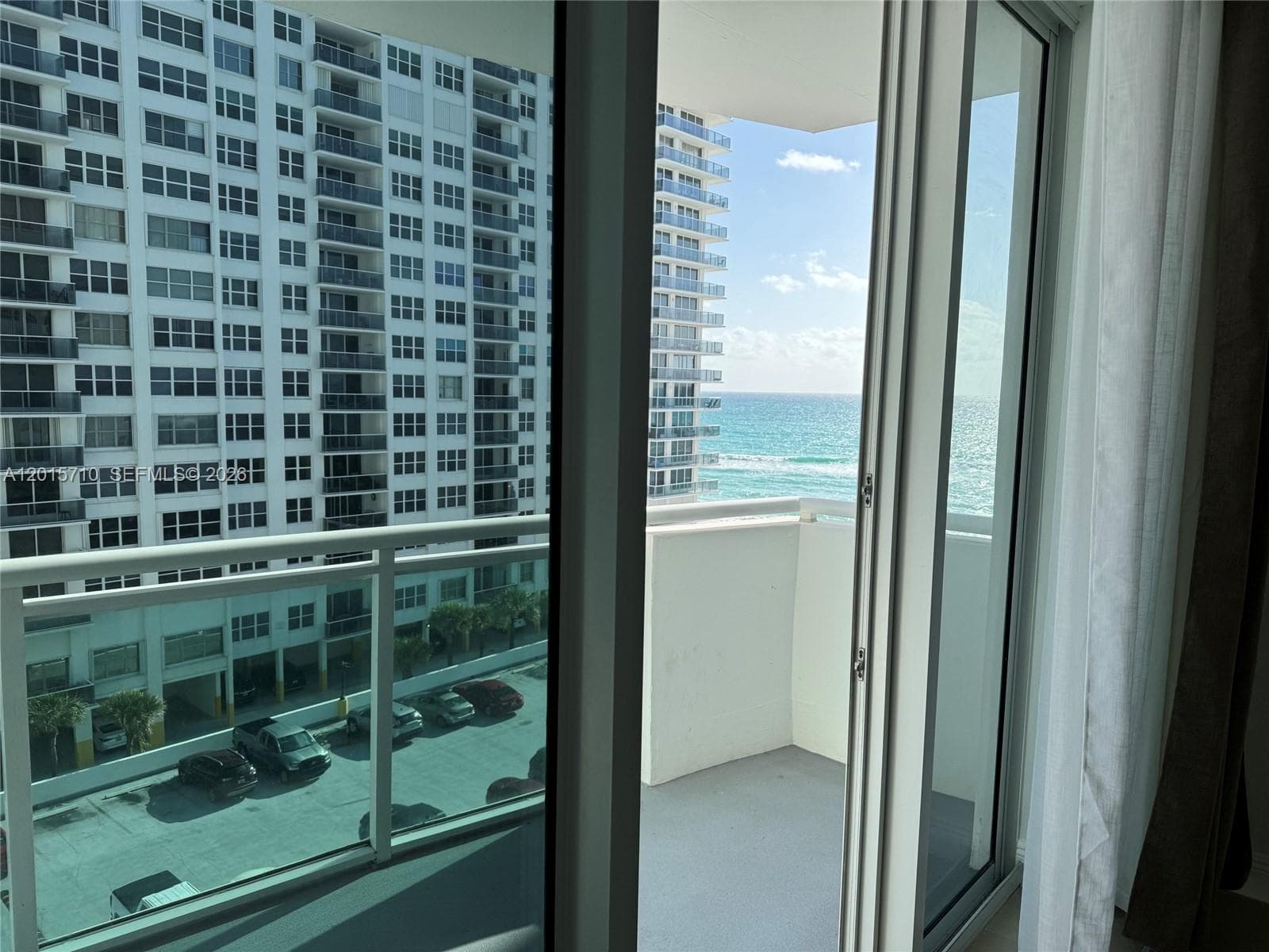 3001 Ocean Dr 703 photo 10