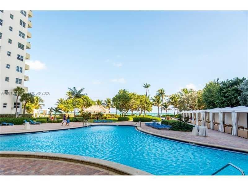 3001 Ocean Dr 703 photo 11