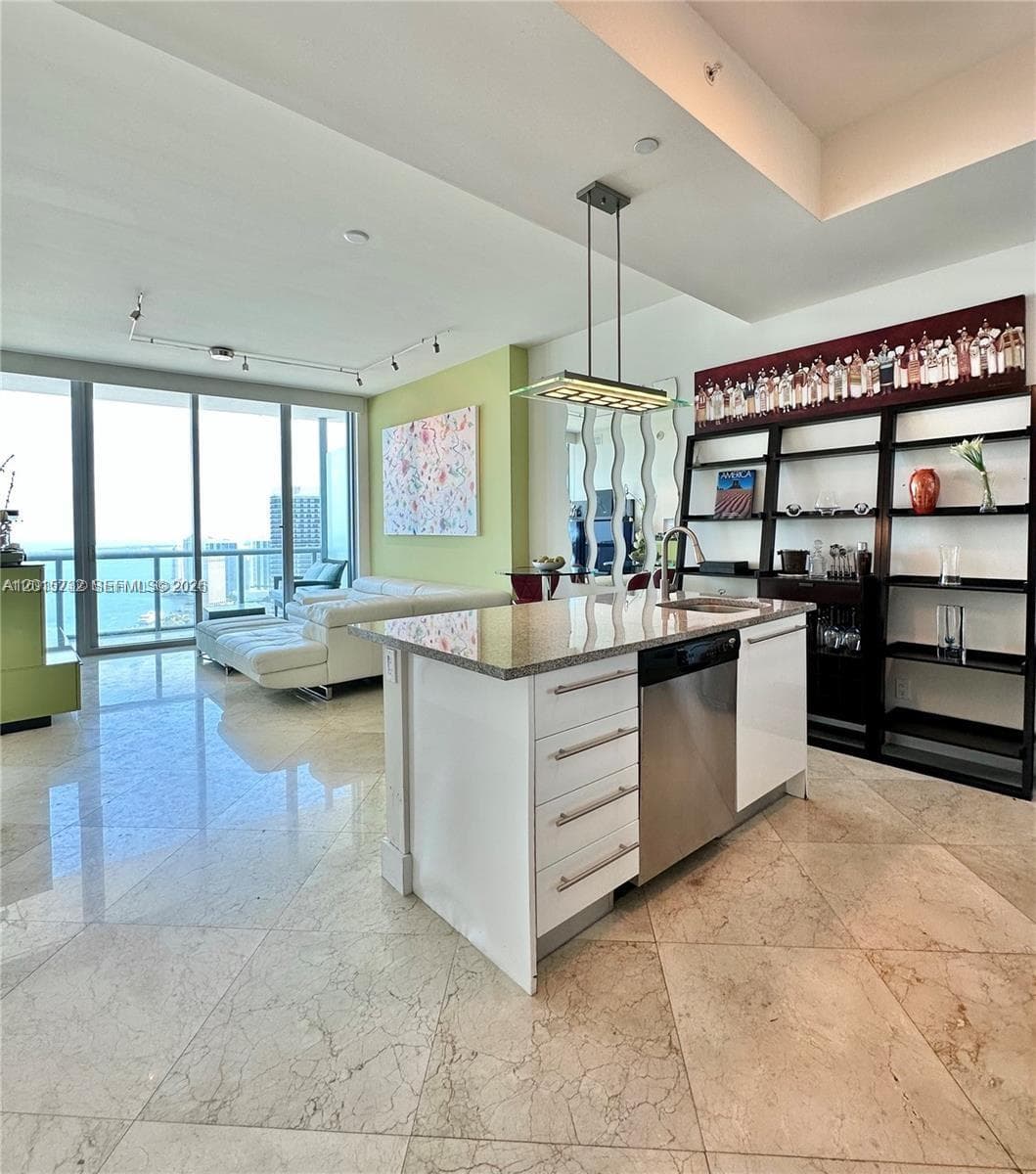 888 Biscayne Blvd 4803 photo 6