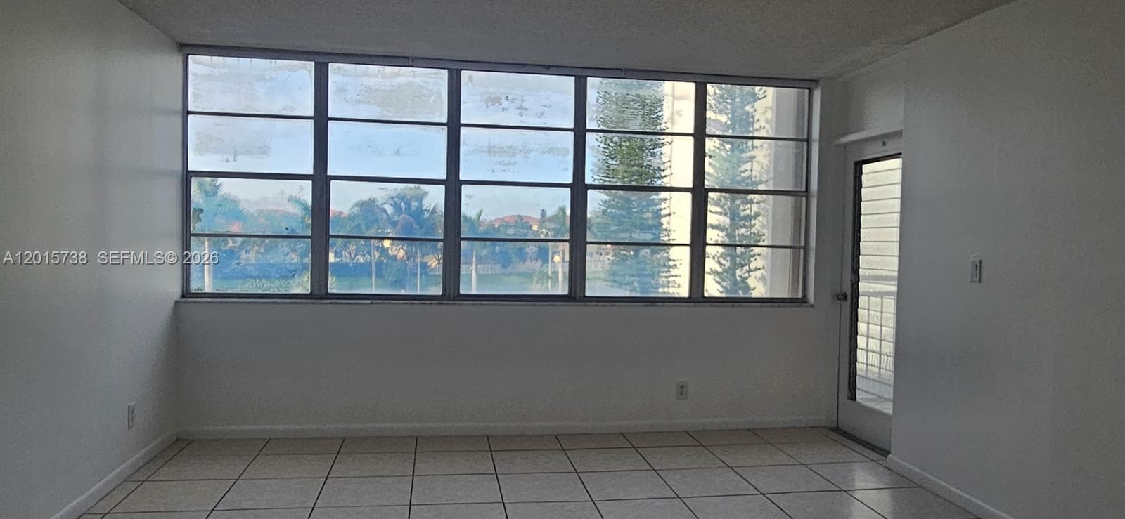 2025 164th St 306 photo 5