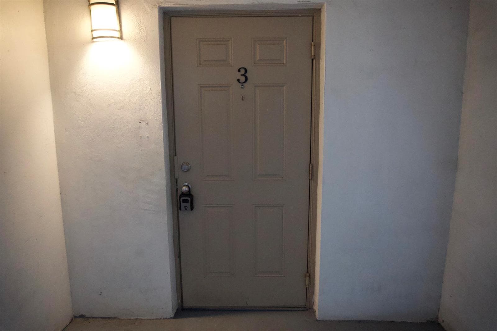 151 SE 6th Avenue 3 photo 3