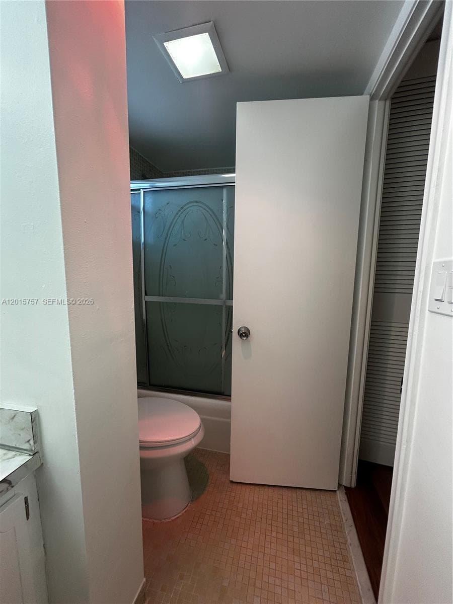 3849 169th St 204 photo 15