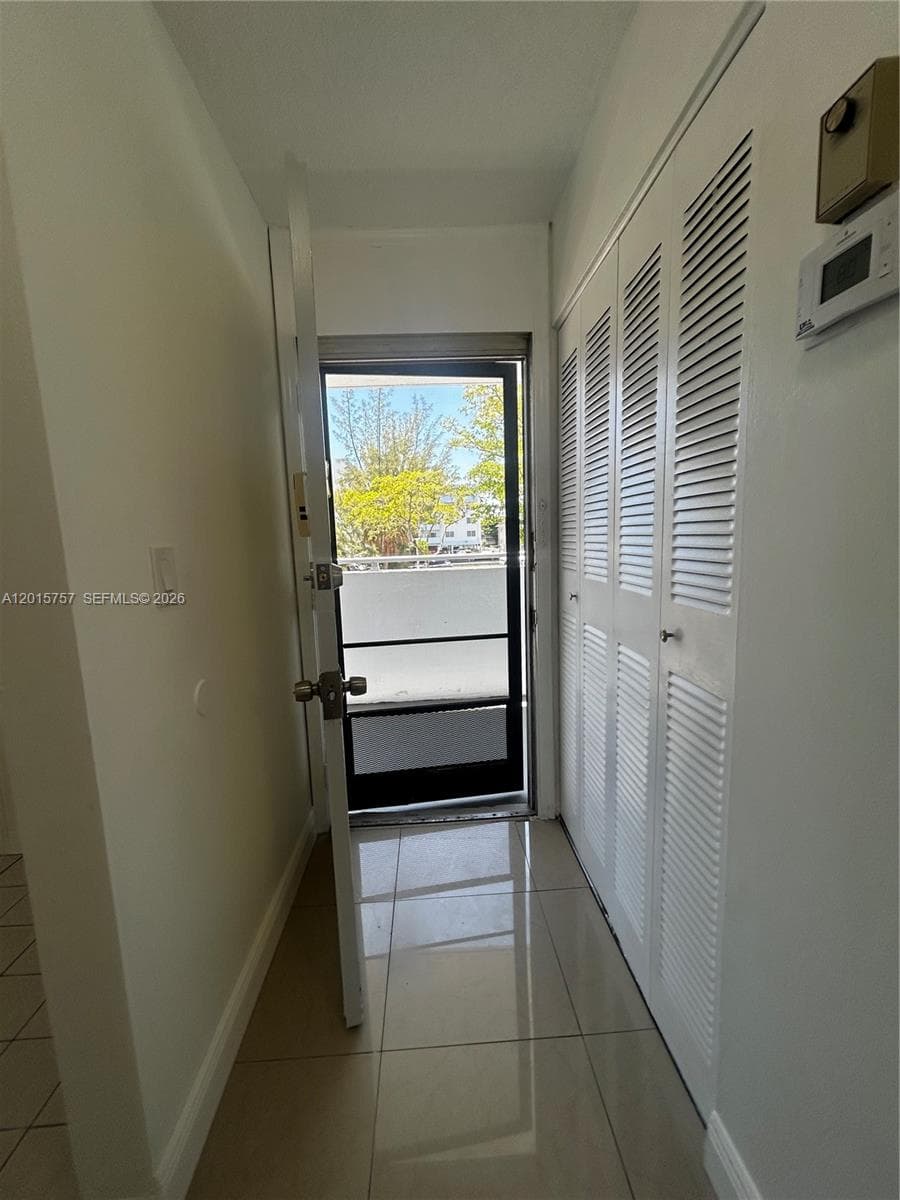 3849 169th St 204 photo 25
