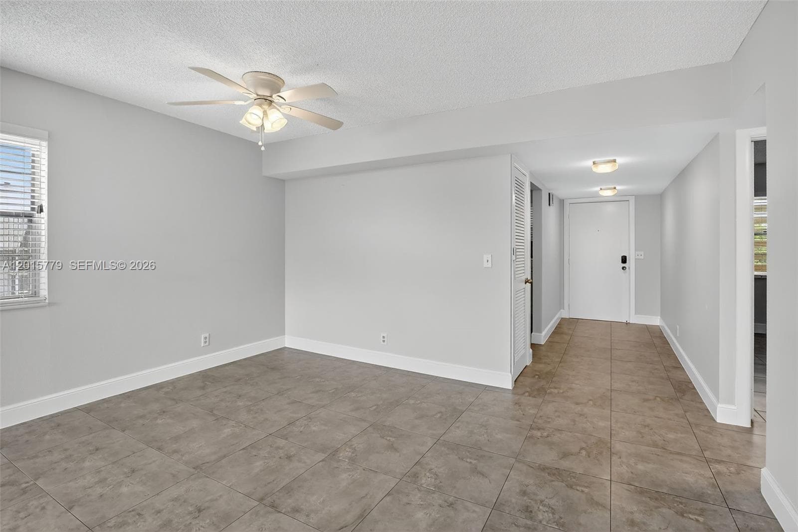 3050 16th Ave 407 photo 20
