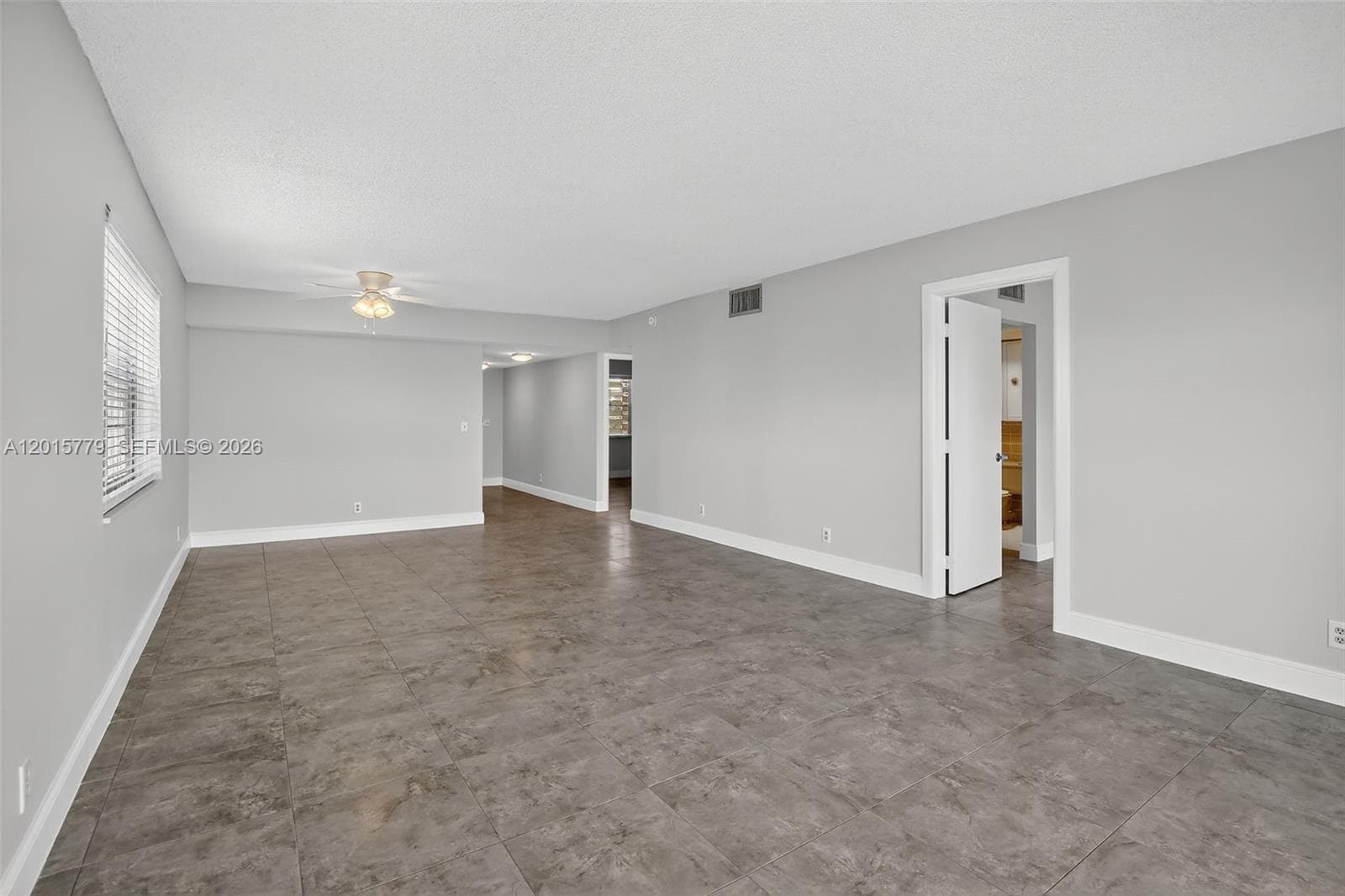 3050 16th Ave 407 photo 18