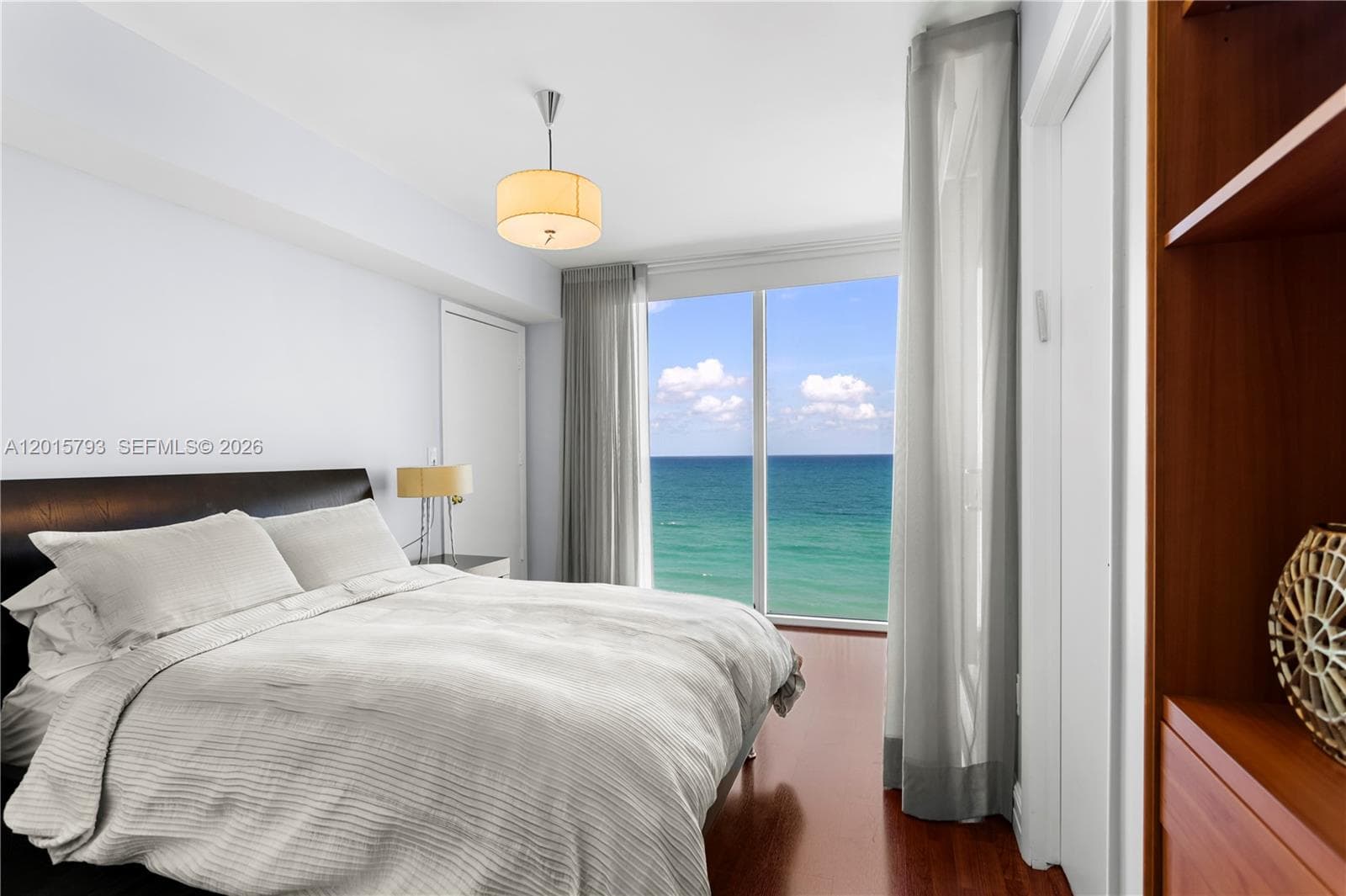 19111 Collins Ave 806 photo 23