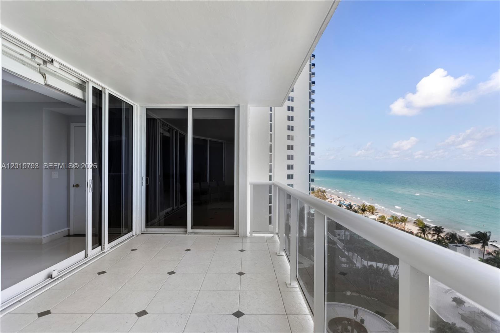 19111 Collins Ave 806 photo 7