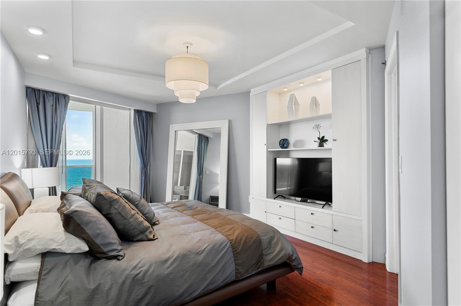 19111 Collins Ave 806 photo 20