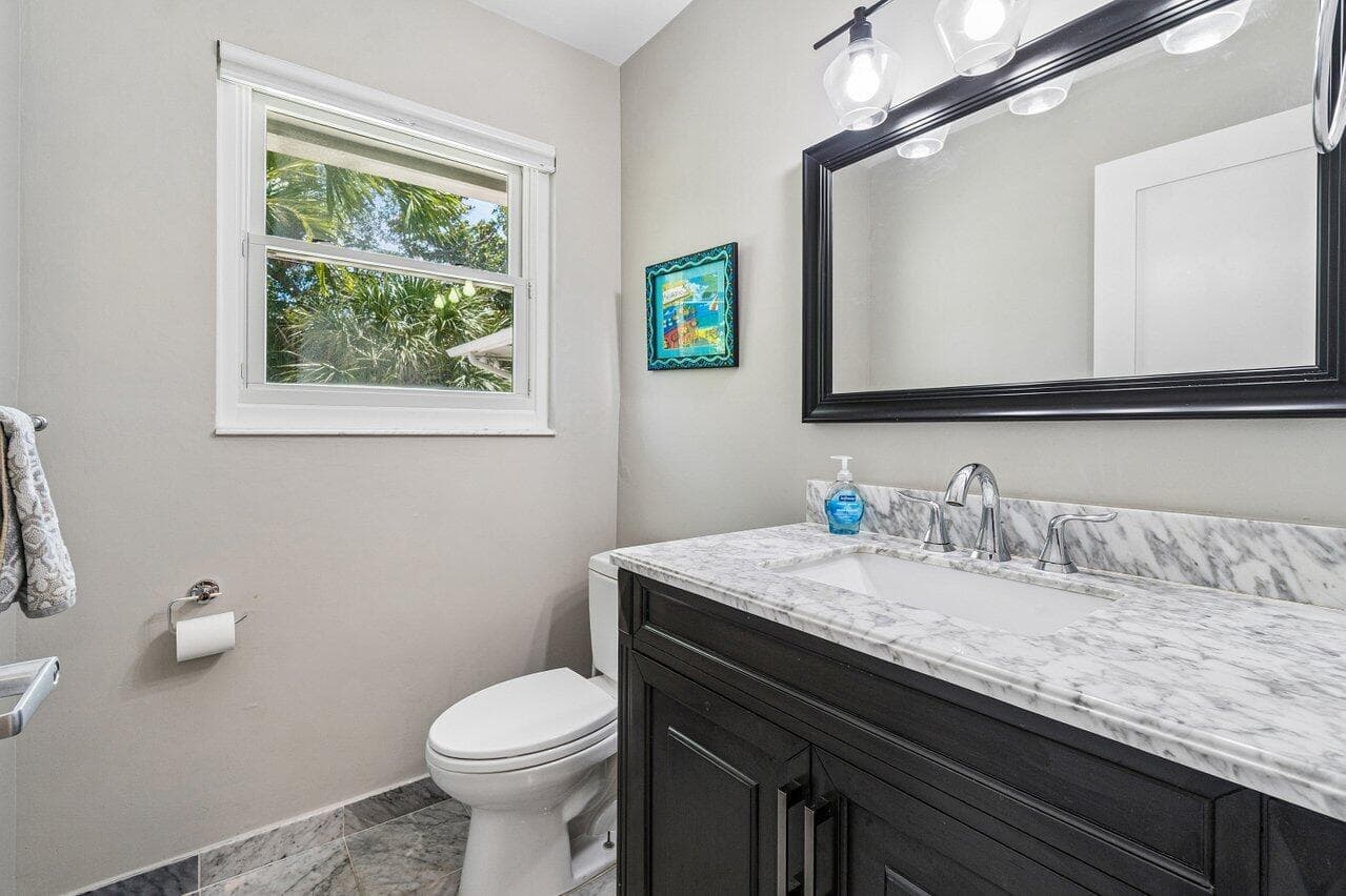 106 Periwinkle Drive photo 17