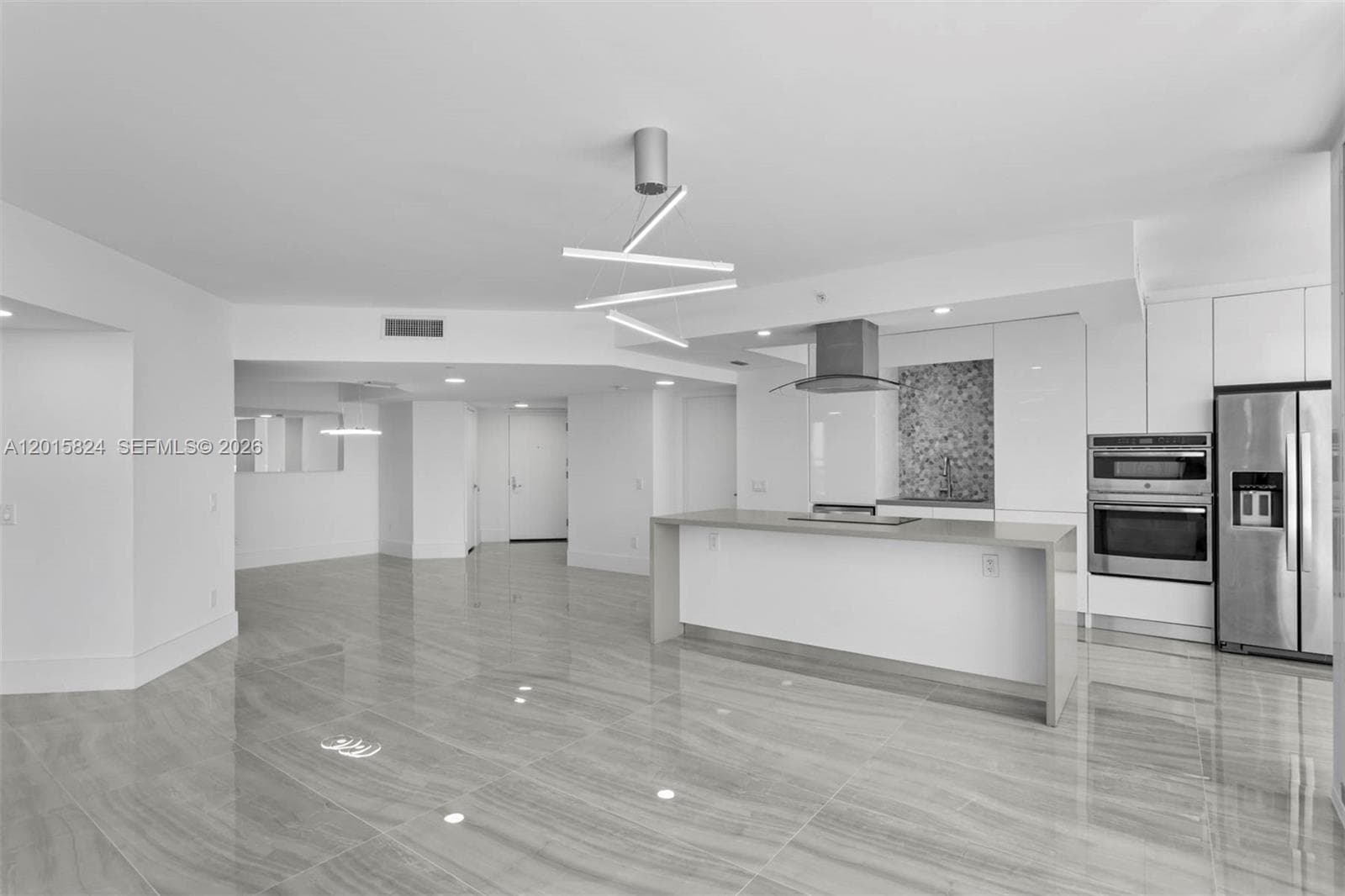21055 Yacht Club Dr 1409 photo 7