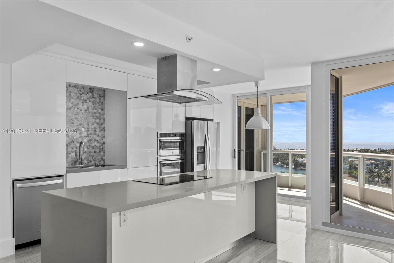 21055 Yacht Club Dr 1409 photo 3