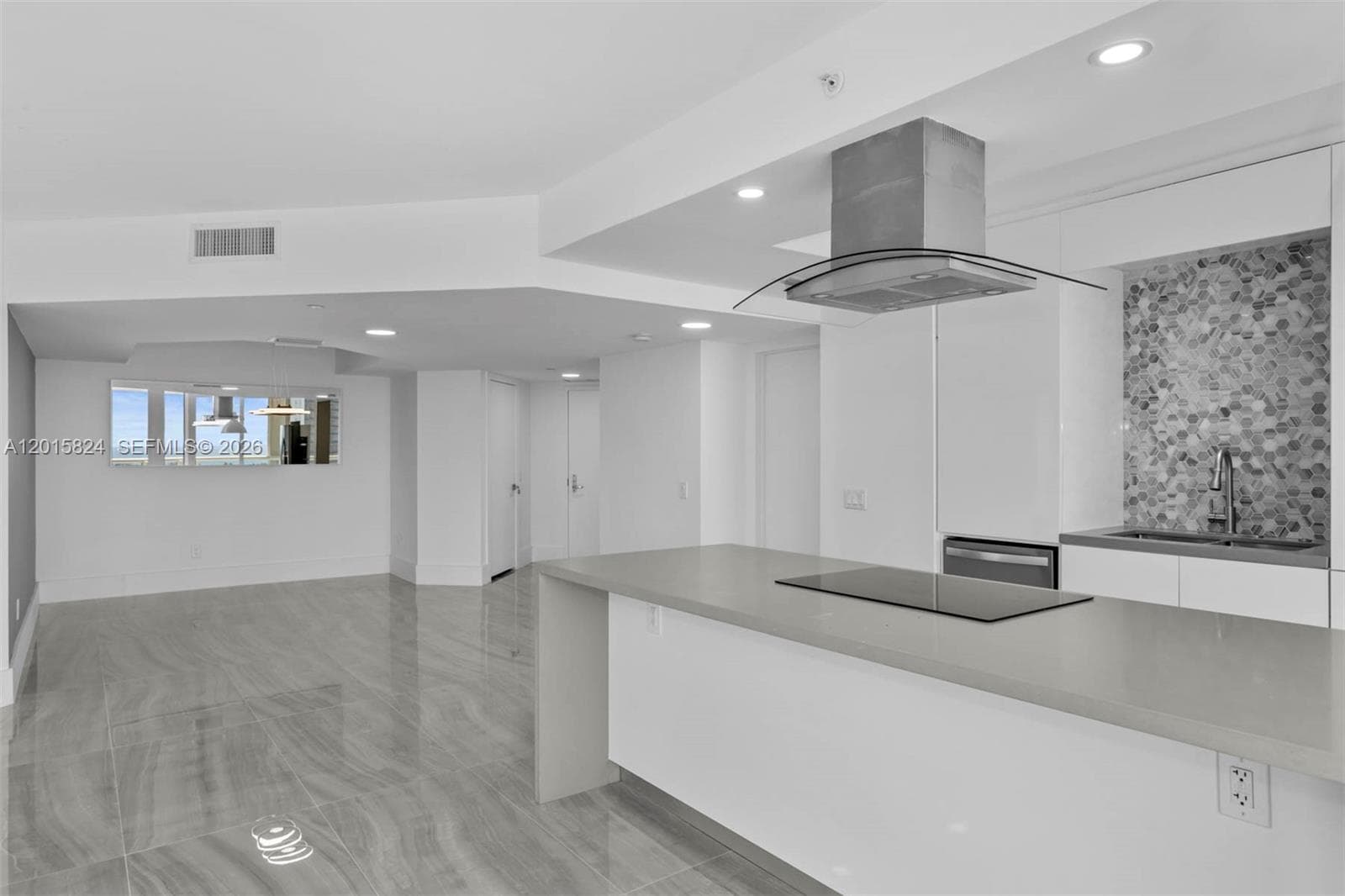 21055 Yacht Club Dr 1409 photo 8