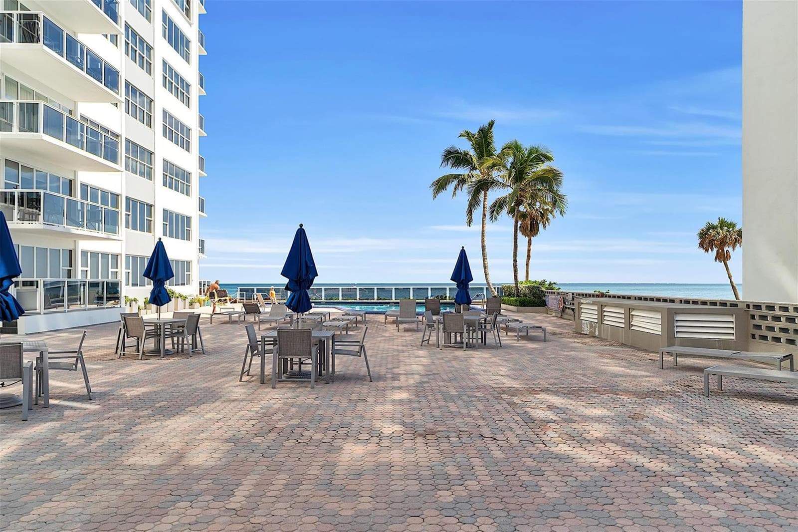 3700 Galt Ocean Drive Unit 1102 photo 23