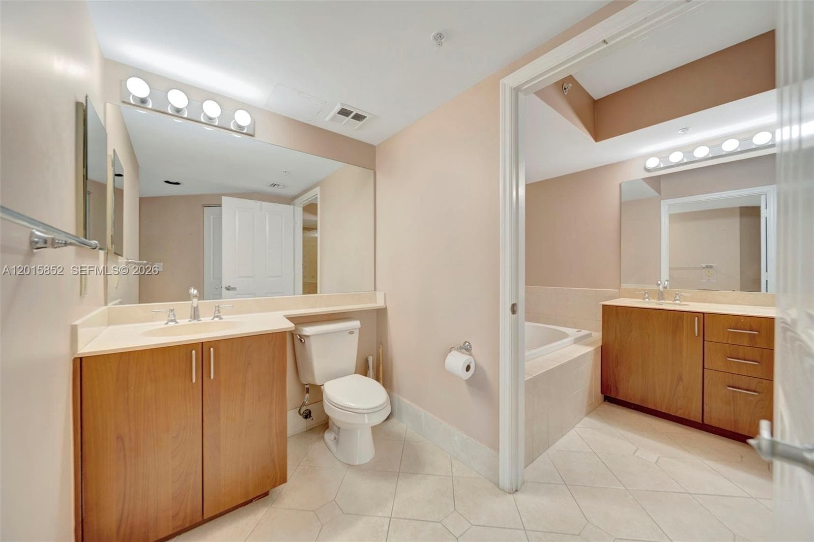 401 4th Ave 203 photo 23
