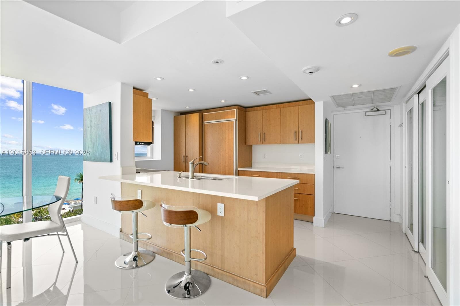 10275 Collins Ave 509 photo 7