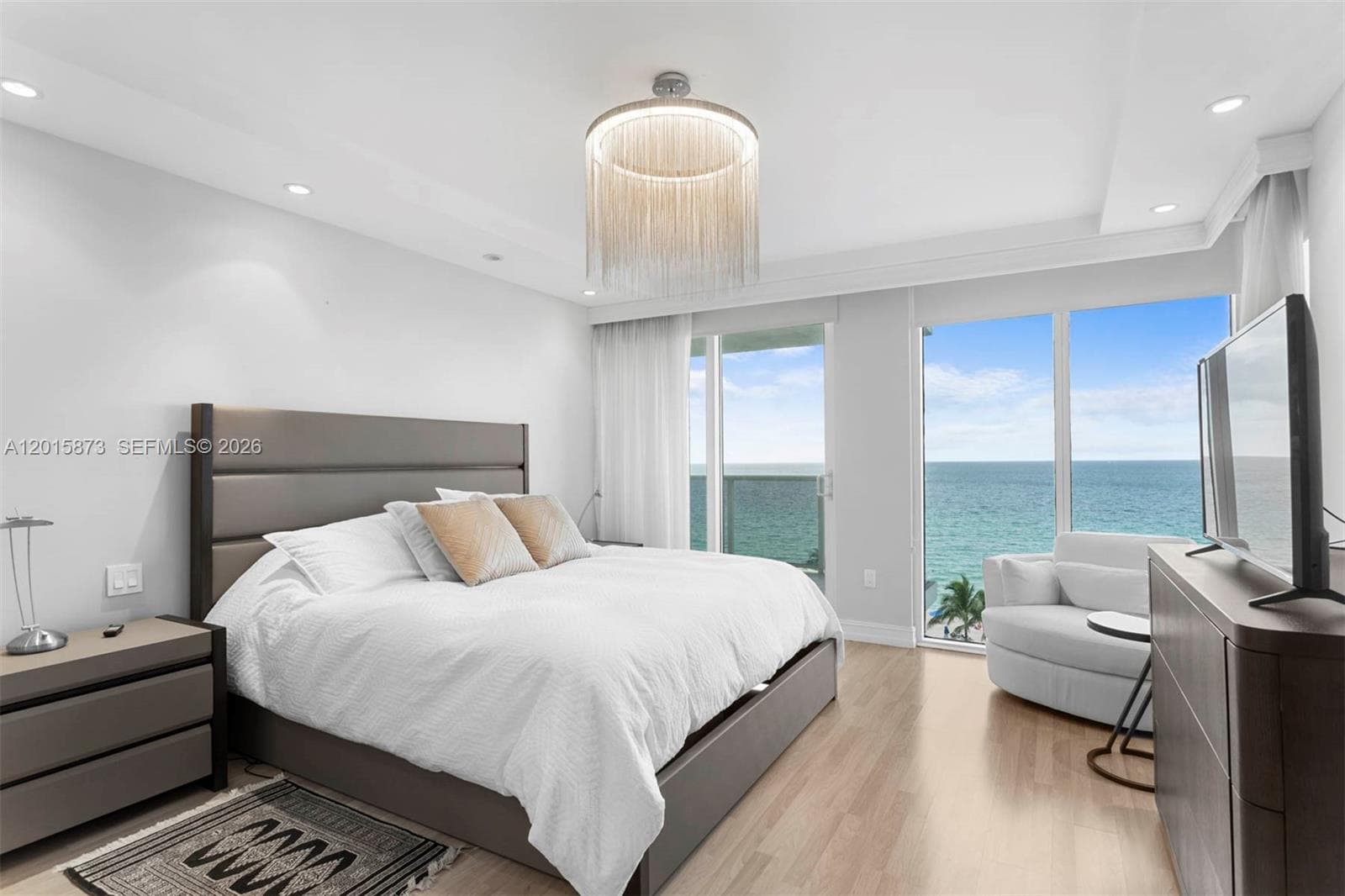 19111 Collins Ave 604 photo 19