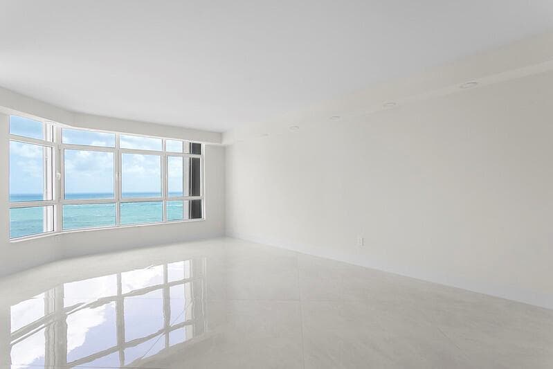 1700 S Ocean 15c photo 24