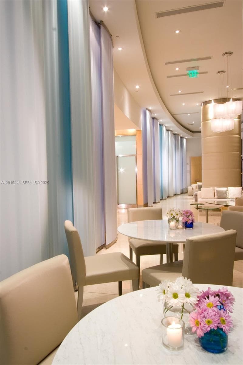 2101 Brickell Ave 2708 photo 9
