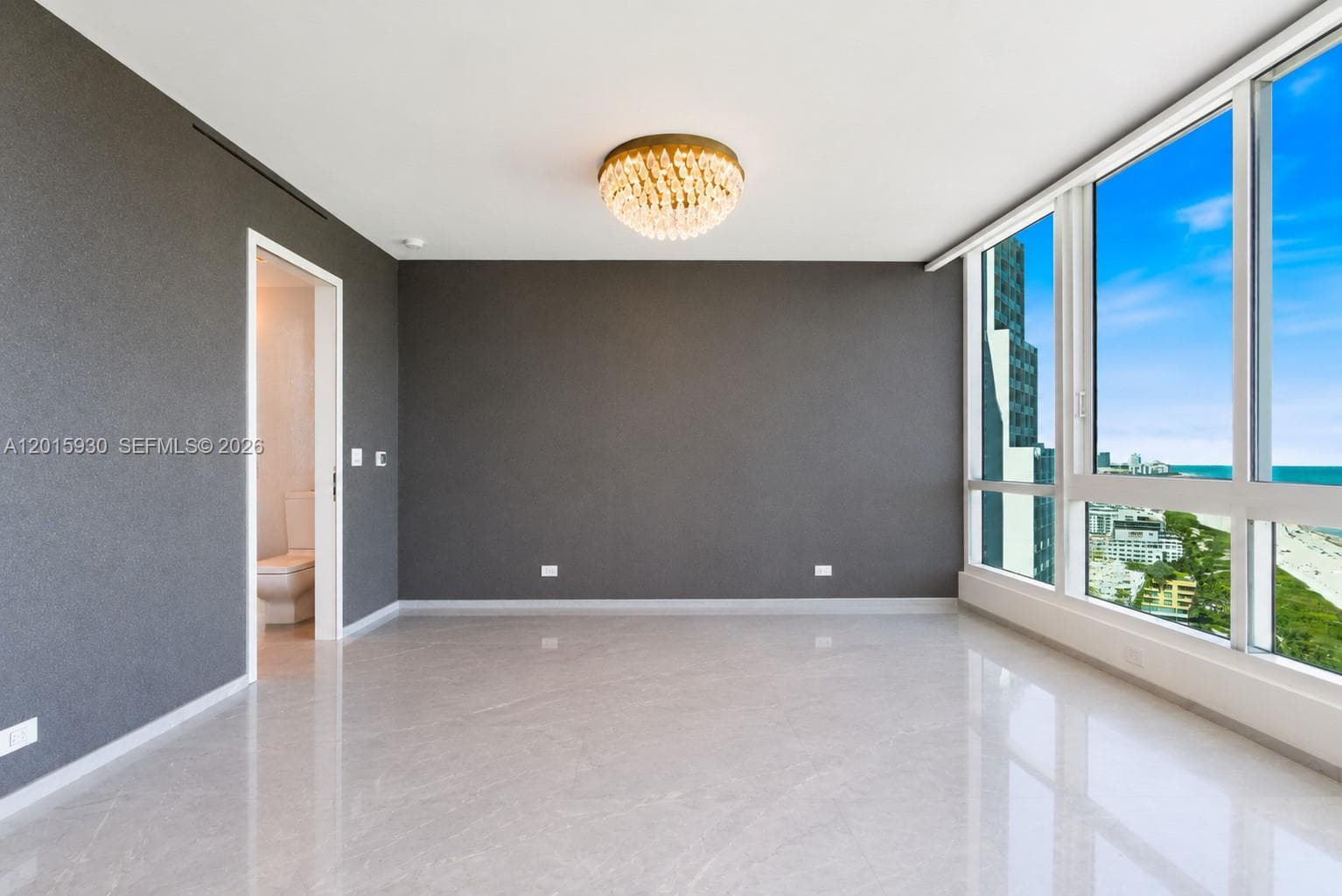 100 Pointe Dr 2506 photo 15
