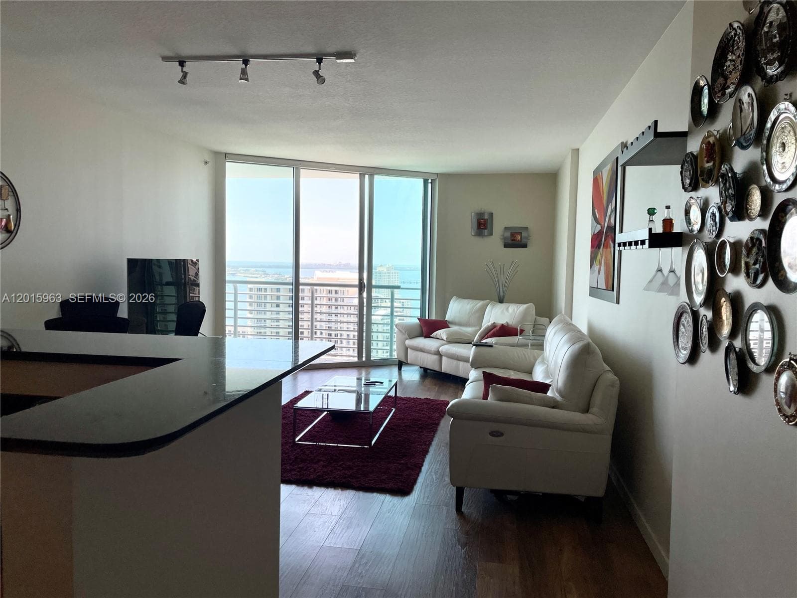 335 S Biscayne Blvd 3603 photo 14