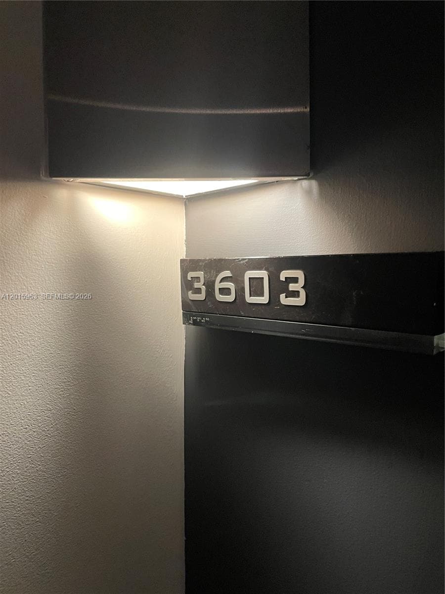335 S Biscayne Blvd 3603 photo 4